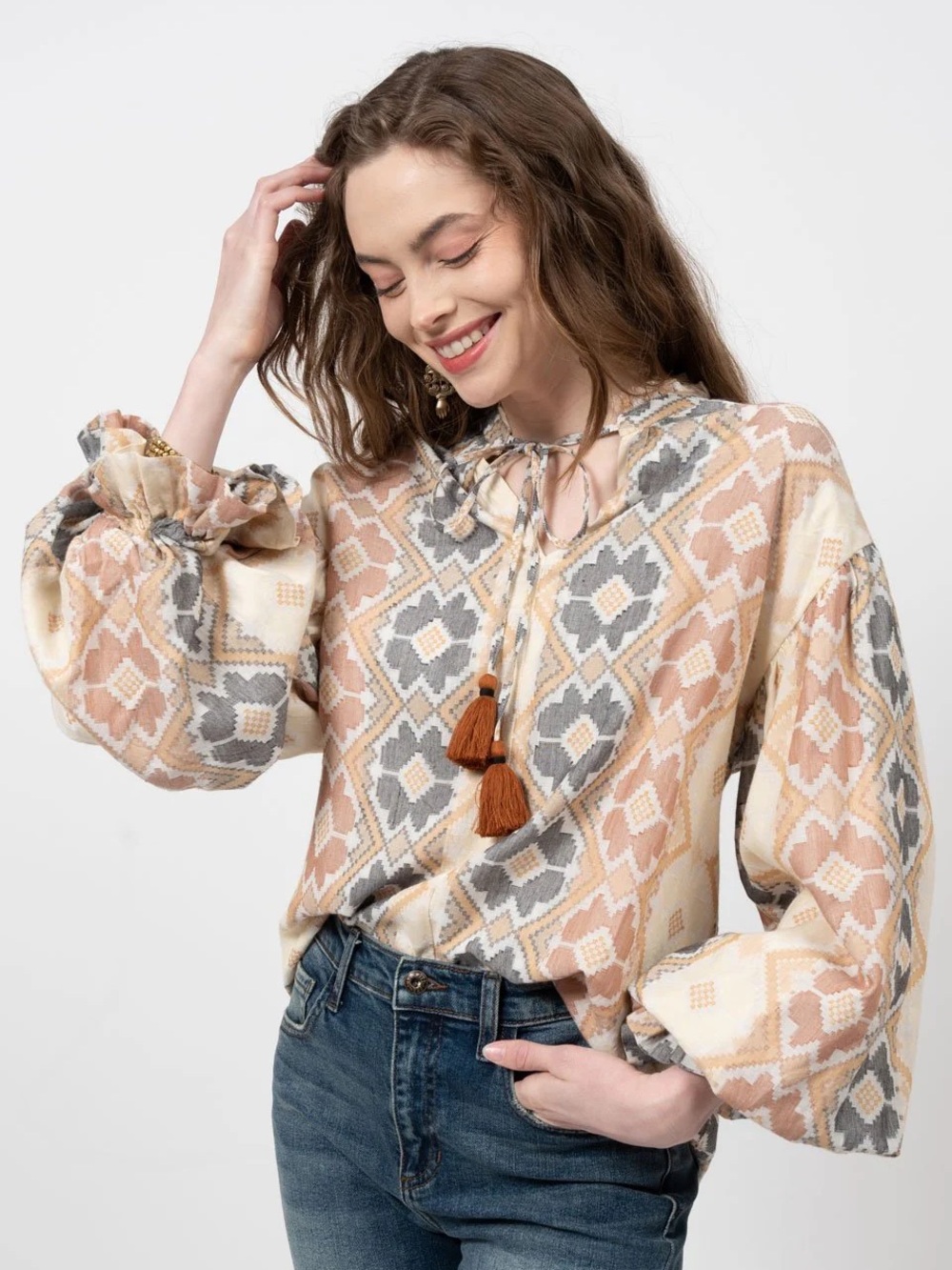 Ivy Jane Cotton Blend Balloon Sleeve Geometric Print Tassel Blouse boho lagen